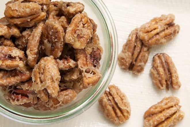 Maple cayenne-spiced pecans