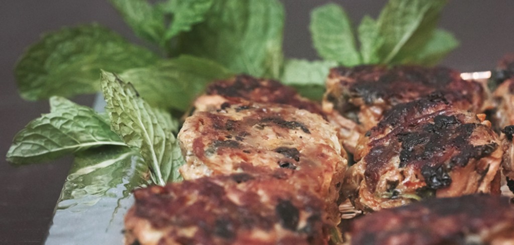 Salmon and Spinach Burgers TheFlexibleChef
