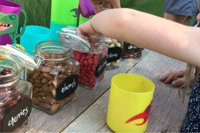 Looking for creative food ideas to serve at your kid's next birthday party or weekend play date? Find out how to make your own trail mix bar!