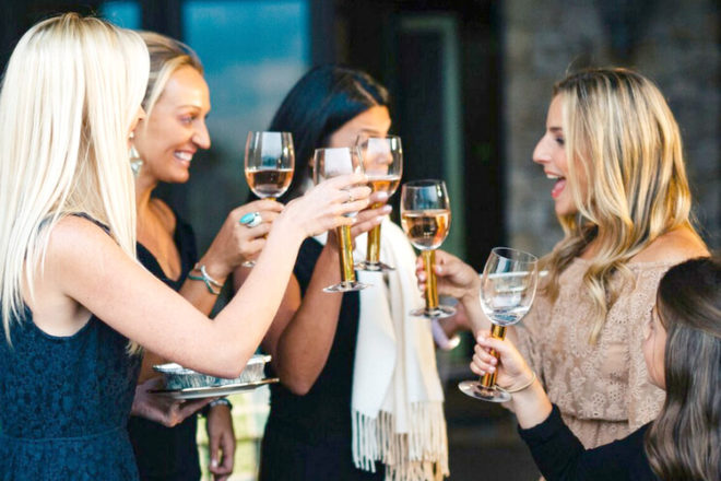 Big announcement: I just launched a special VIP membership community to help make your health journey stress-free! My goal? To give you the tools you need to feel more confident in your kitchen and your everyday life. Take a look inside!
