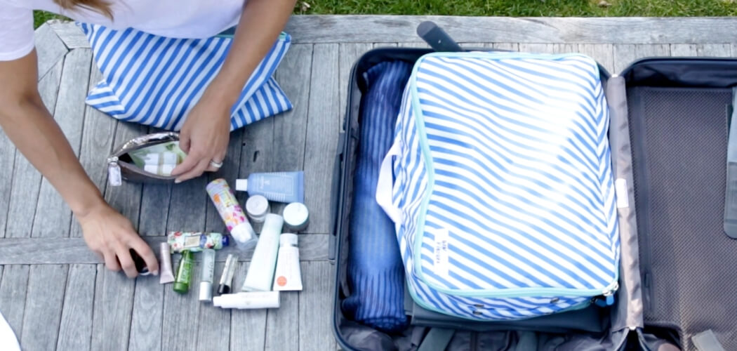 My packing system will help maximizing space in your suitcase, so you can easily fit clothing, beauty supplies, workout gear, snacks, and other essentials!