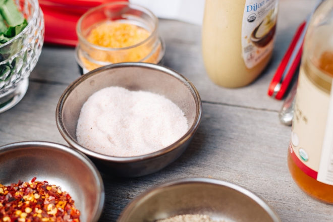 Love cooking? This list of flavored oil, vinegar, salts, and rubs will enhance your homemade meals. A little goes a long way!