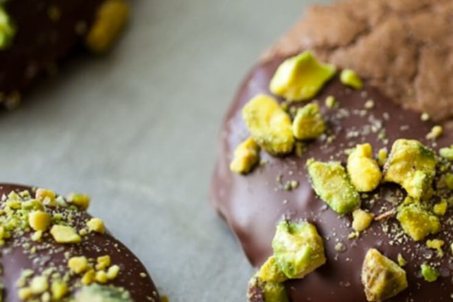 When you want to wow your friends with a gorgeous and tasty bite without the fuss, I've got the perfect sanity hack: Semi-Homemade Cookies.